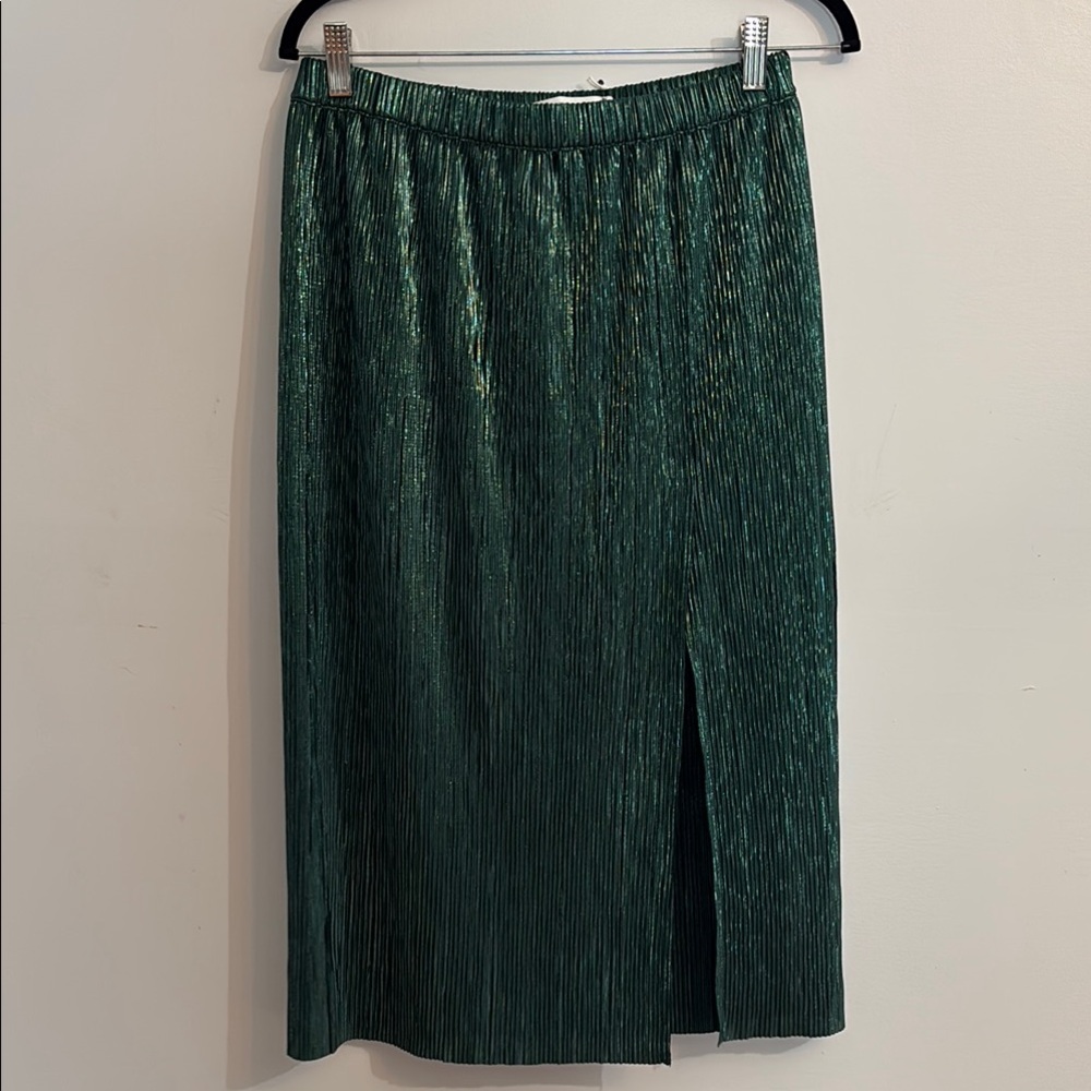 NWT Oak + Fort Green shiny Skirt with high slit